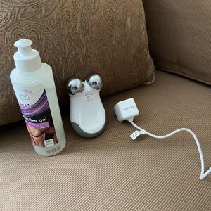 NuFace mini w/ conductor gel